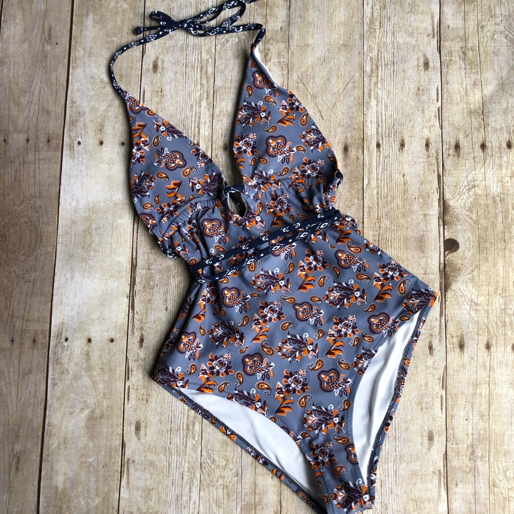 Boho style purple cupshe one piece swimsuit NWT